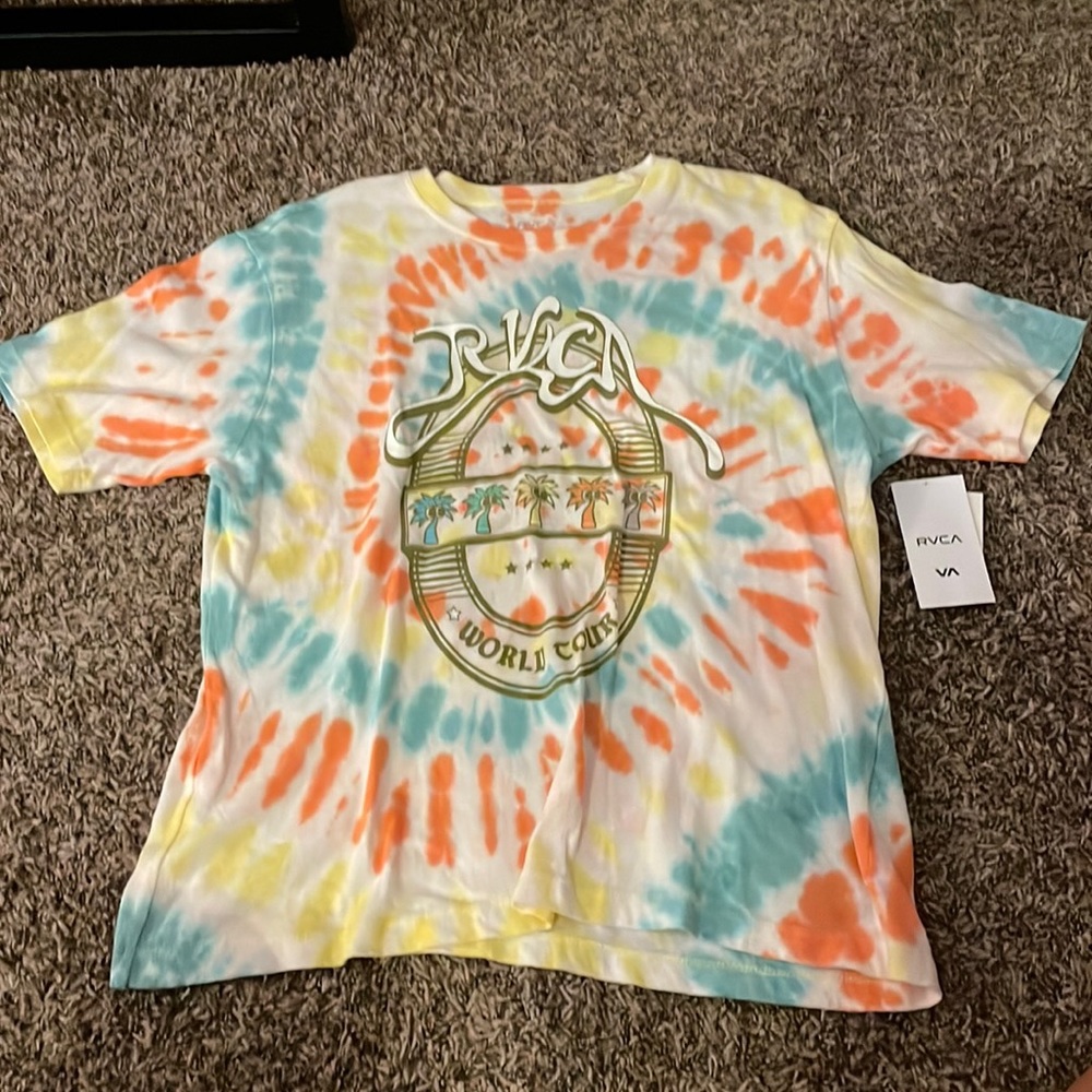 womens RVCA boyfriend tee brand new